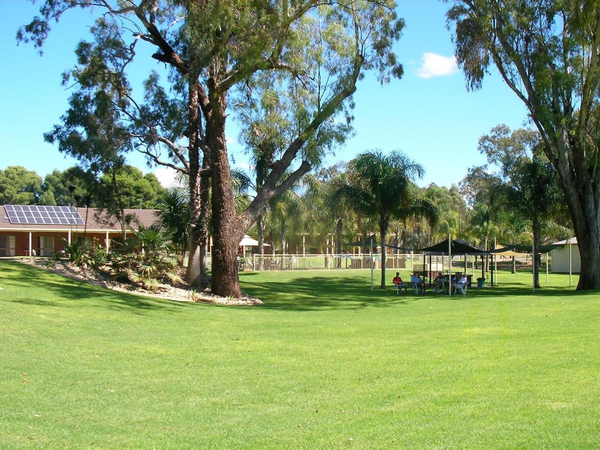 Tocumwal Golf Resort المظهر الخارجي الصورة